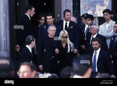 figli di santo versace|gianni versace funeral.